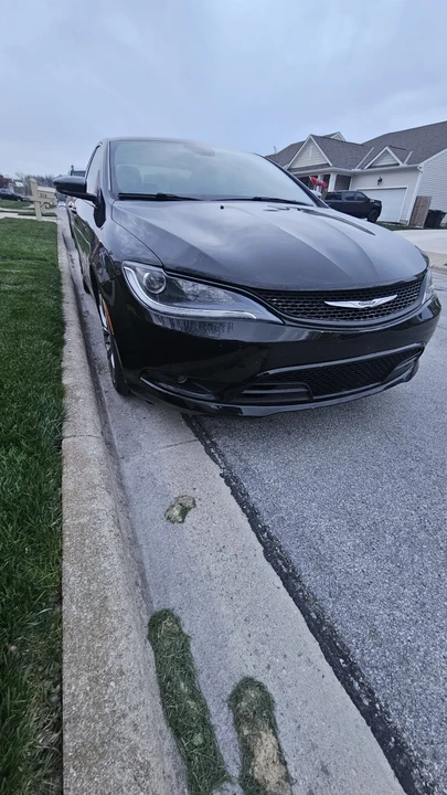 2016 Chrysler 200 - Image 4 of 9
