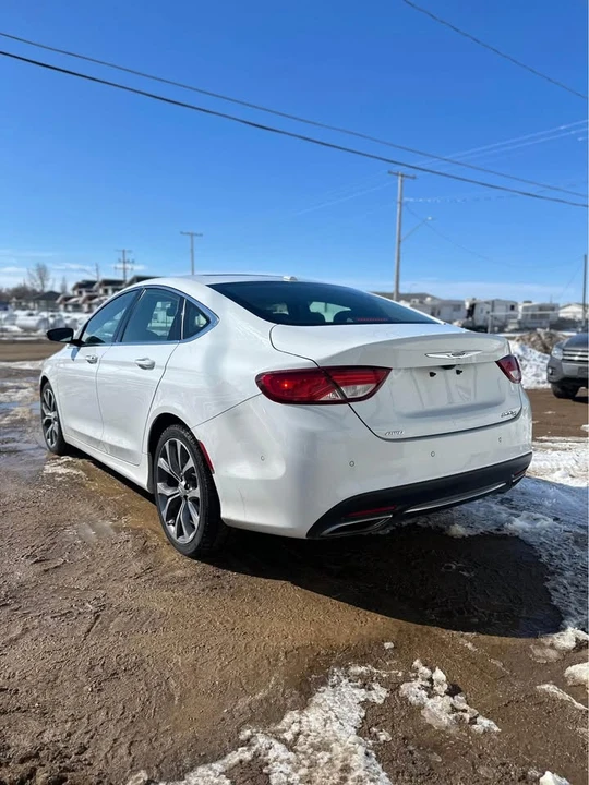 2016 Chrysler 200 - Image 14 of 16