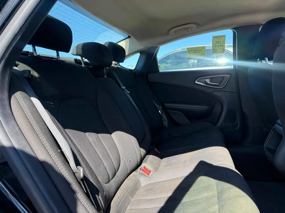 2016 Chrysler 200 - Image 5 of 6