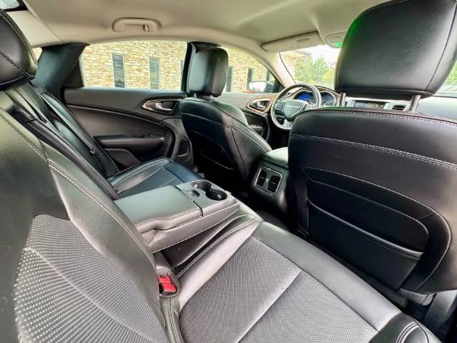 2016 Chrysler 200 - Image 4 of 6