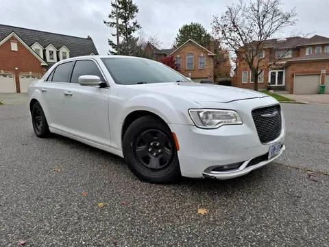 2016 Chrysler 300