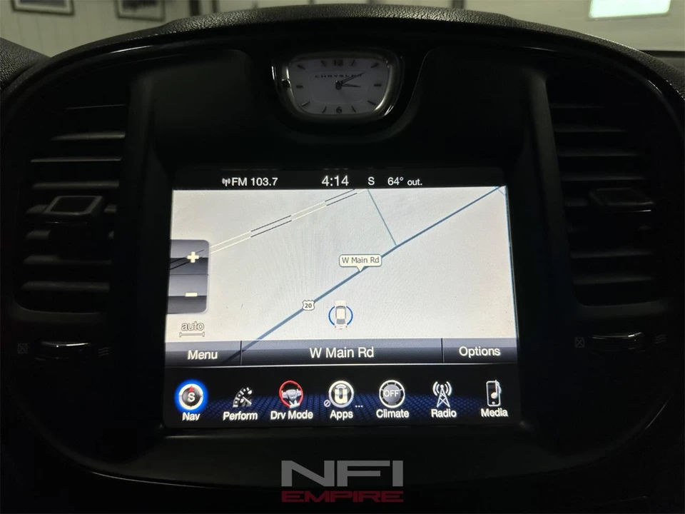 2016 Chrysler 300 (2005-2023) - Image 27 of 31