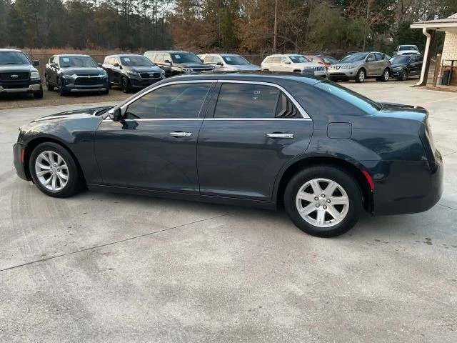 2016 Chrysler 300 (2005-2023) - Image 11 of 21