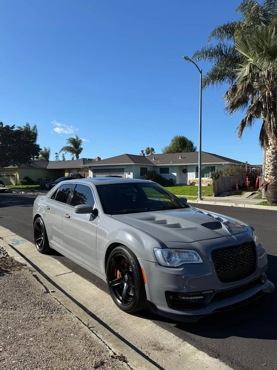 2016 Chrysler 300 (2005-2023) - Image 3 of 8