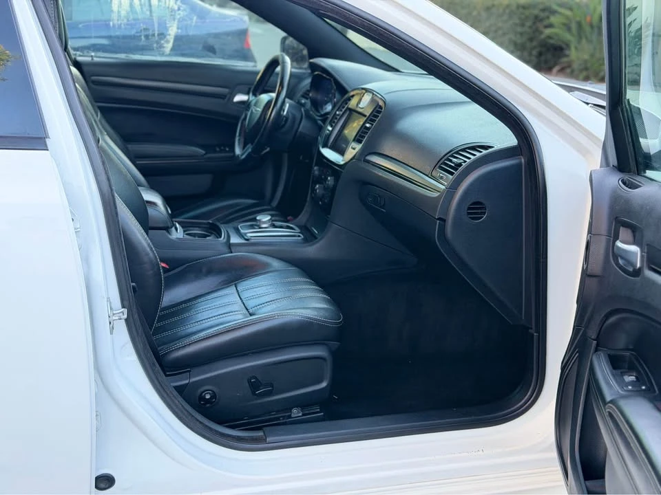 2016 Chrysler 300 (2005-2023) - Image 20 of 20