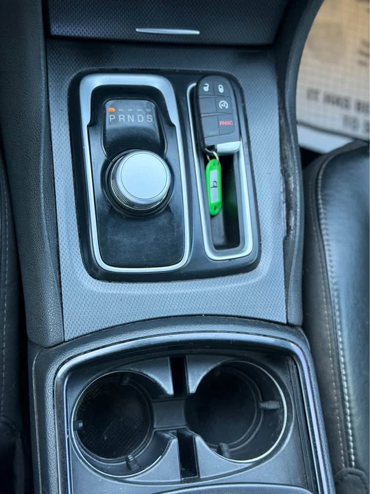 2016 Chrysler 300 (2005-2023) - Image 12 of 20