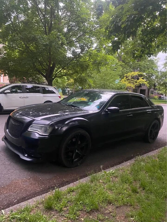 2016 Chrysler 300 (2005-2023) - Image 2 of 5