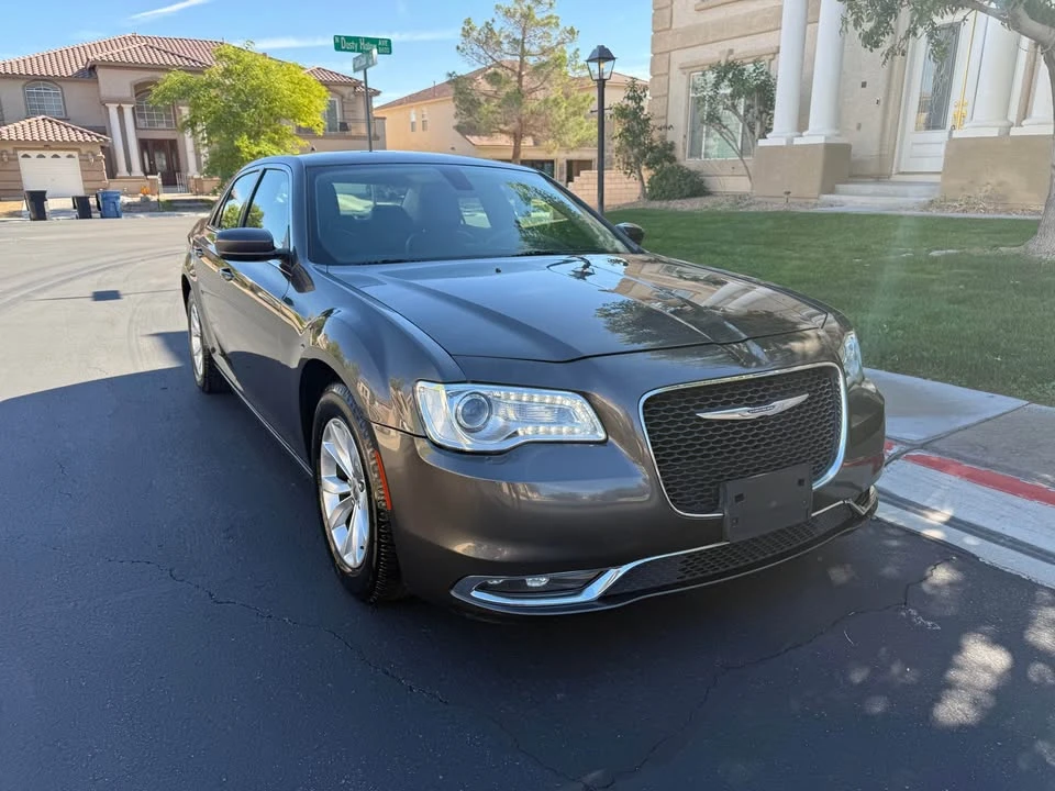 2016 Chrysler 300 (2005-2023) - Image 13 of 13