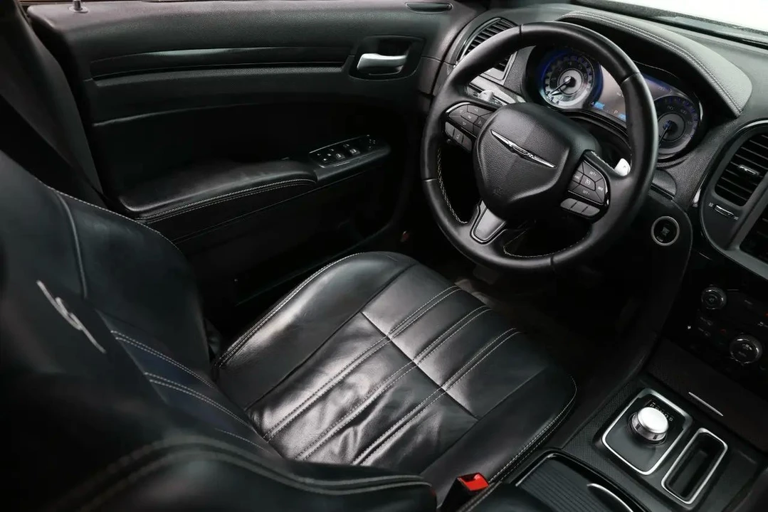 2016 Chrysler 300 (2005-2023) - Image 20 of 21