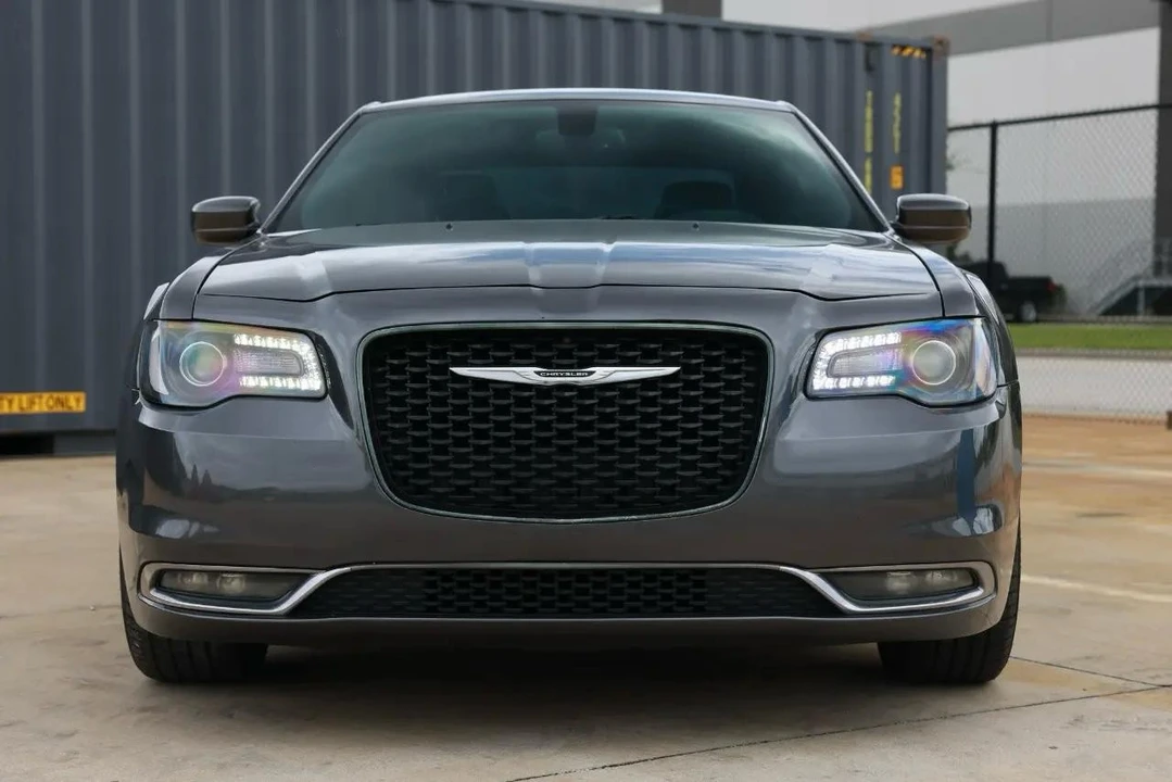 2016 Chrysler 300 (2005-2023) - Image 17 of 21