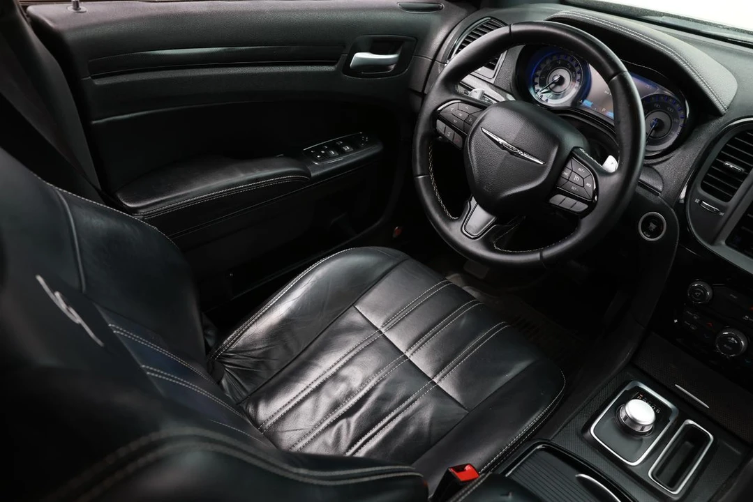 2016 Chrysler 300 (2005-2023) - Image 20 of 21