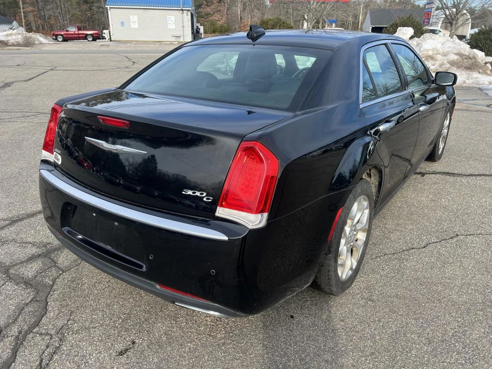 2016 Chrysler 300 (2005-2023) - Image 9 of 12