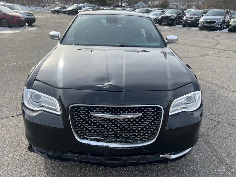 2016 Chrysler 300 (2005-2023) - Image 11 of 12