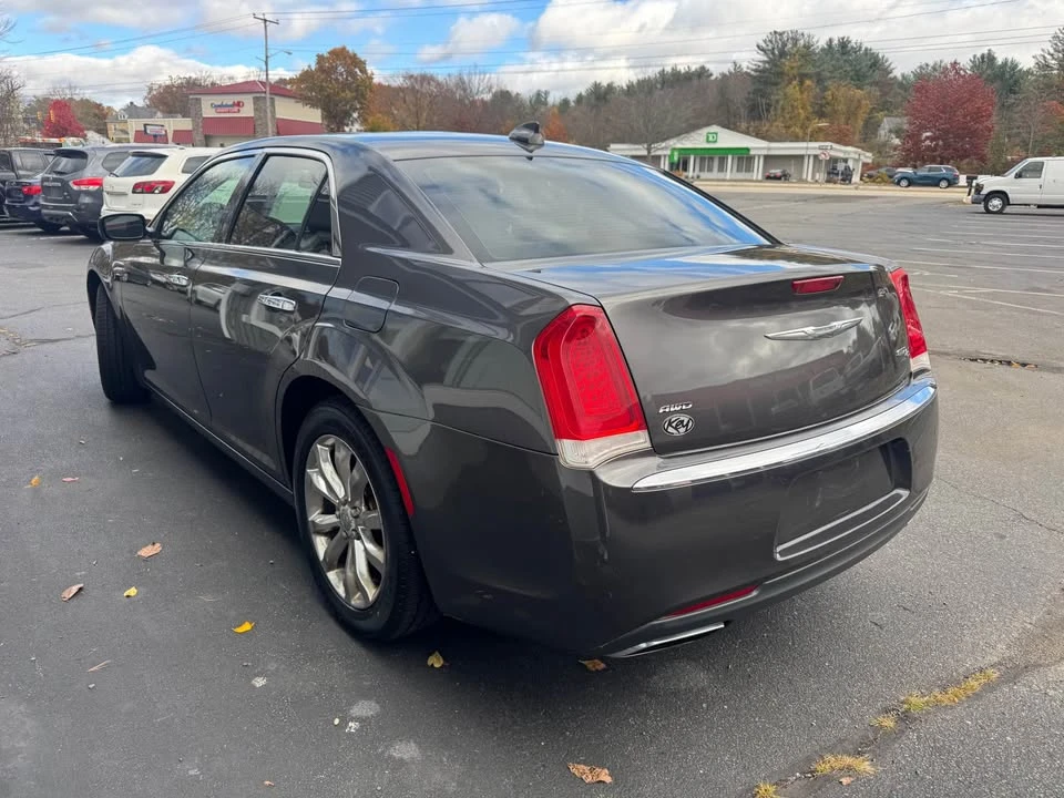 2016 Chrysler 300 (2005-2023) - Image 5 of 7
