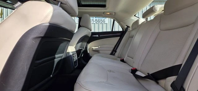 2016 Chrysler 300 (2005-2023) - Image 19 of 20