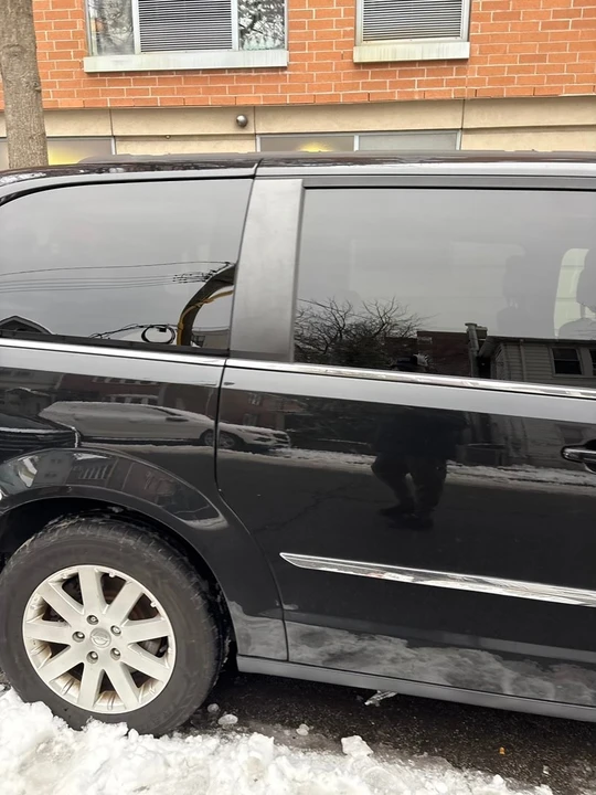 2016 Chrysler Town & Country - Image 9 of 21