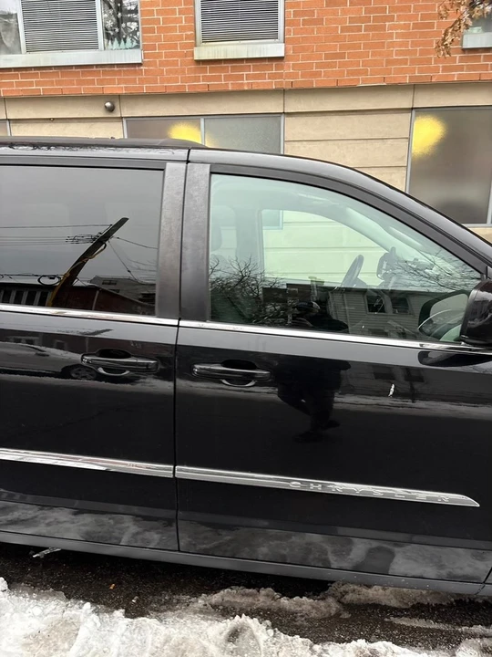 2016 Chrysler Town & Country - Image 7 of 21