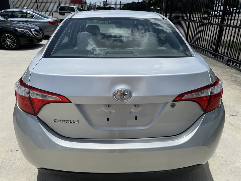 2016 Toyota Corolla 11th Gen - Image 8 of 21