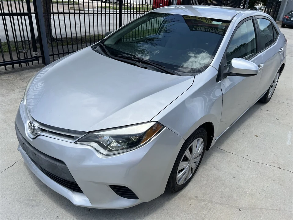 2016 Toyota Corolla 11th Gen - Image 13 of 21