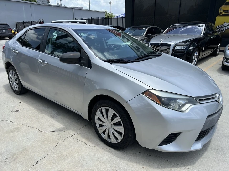 2016 Toyota Corolla 11th Gen - Image 14 of 21