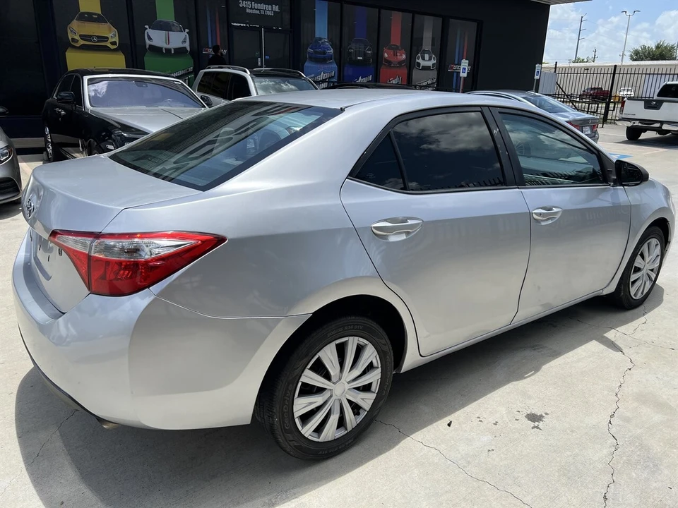 2016 Toyota Corolla 11th Gen - Image 10 of 21