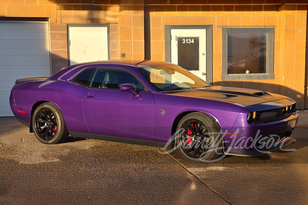2016 Dodge Challenger SRT Hellcat 3rd Gen - Image 8 of 9