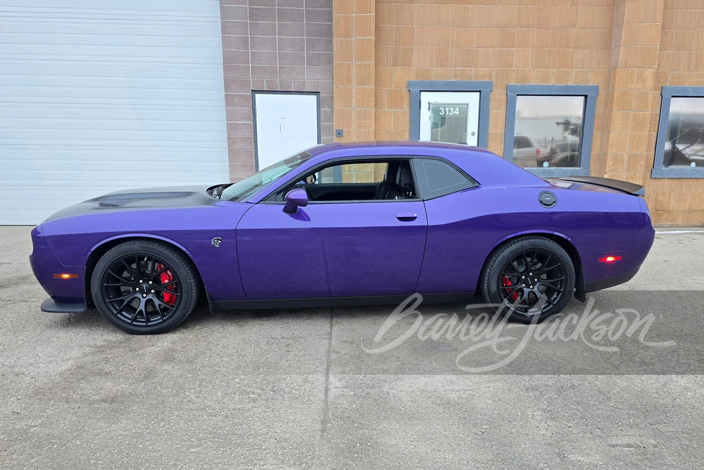 2016 Dodge Challenger SRT Hellcat 3rd Gen - Image 5 of 9