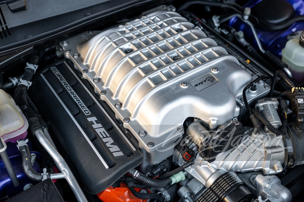 2016 Dodge Challenger SRT Hellcat 3rd Gen - Image 16 of 31