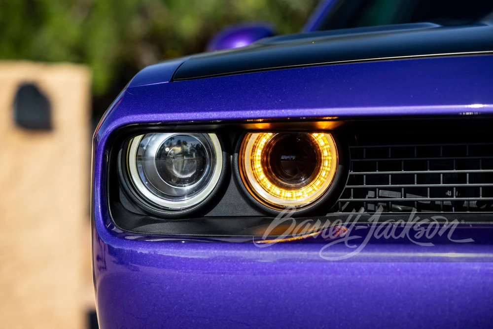 2016 Dodge Challenger SRT Hellcat 3rd Gen - Image 17 of 31