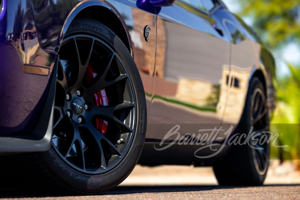 2016 Dodge Challenger SRT Hellcat 3rd Gen - Image 18 of 31