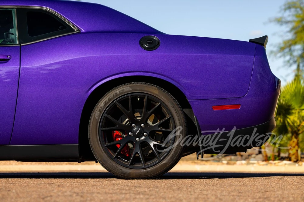 2016 Dodge Challenger SRT Hellcat 3rd Gen - Image 22 of 31