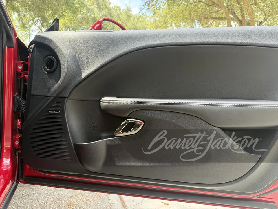 2016 Dodge Charger SRT Hellcat 7th Gen - Image 10 of 29