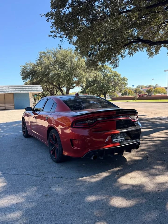 2016 Dodge Charger SRT Hellcat 7th Gen - Image 5 of 9