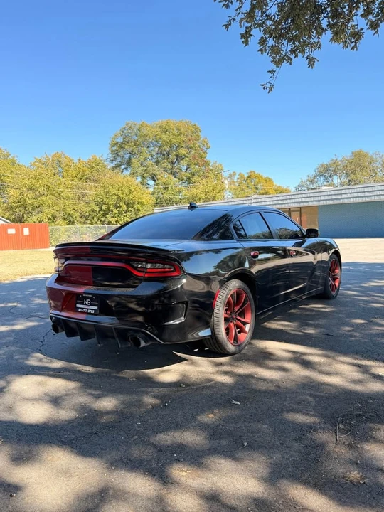 2016 Dodge Charger SRT Hellcat 7th Gen - Image 4 of 9