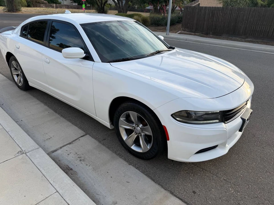 2016 Dodge Charger 7th Gen - Image 2 of 23