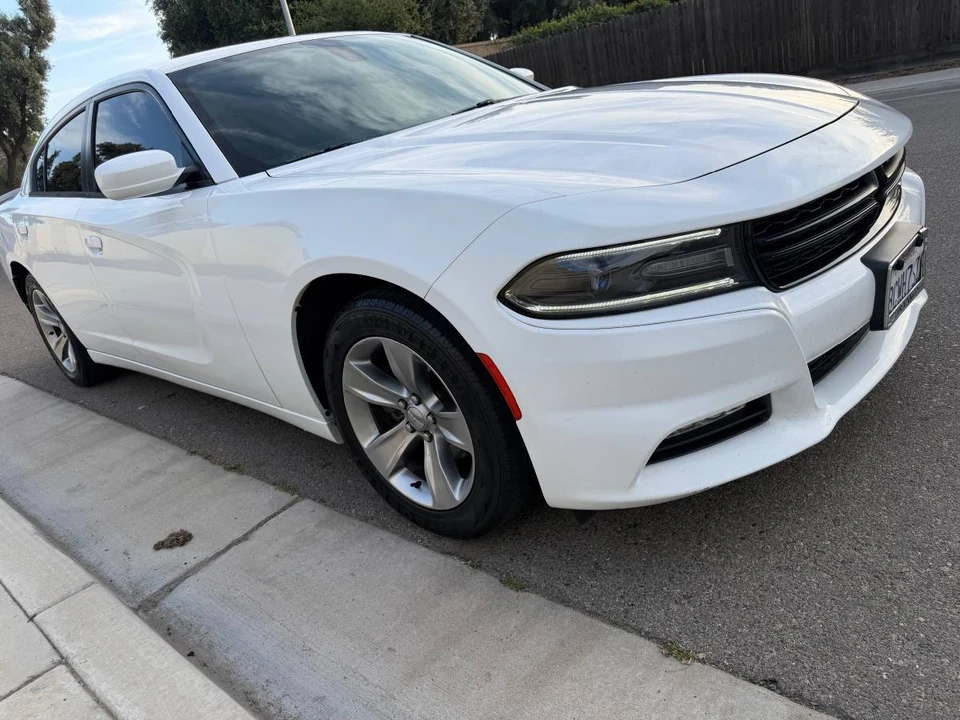 2016 Dodge Charger 7th Gen - Image 12 of 23