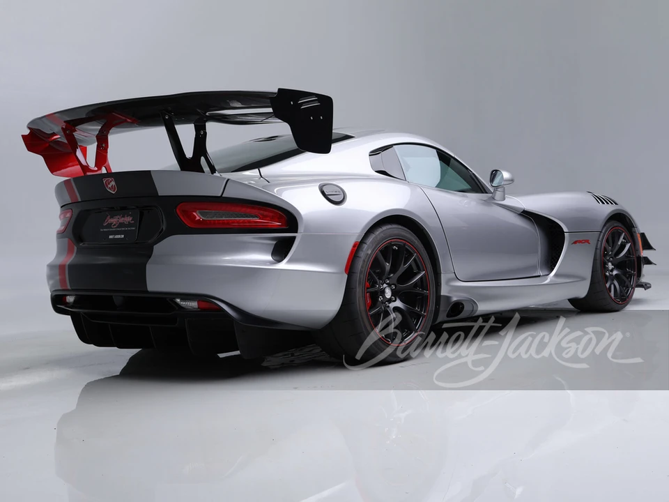 2016 Dodge Viper ACR 5th Gen - Image 2 of 31