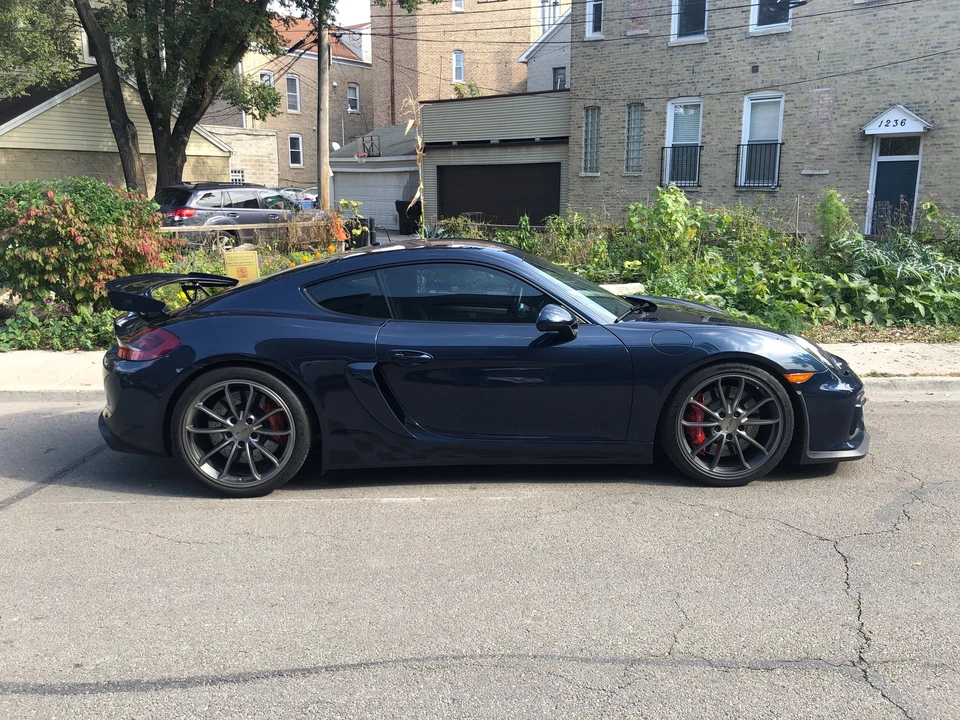 2016 Porsche 981 Cayman GT4 - Image 4 of 27