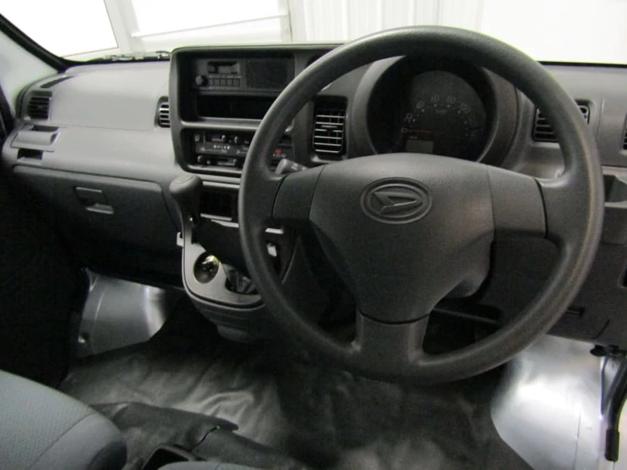 2016 Daihatsu Hijet - Image 6 of 12