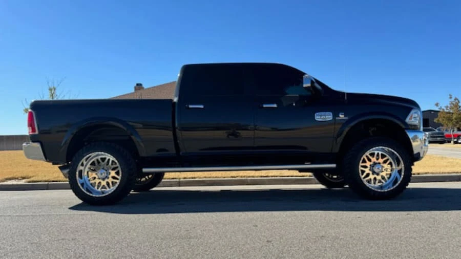 2016 Ram Heavy Duty - Image 2 of 19