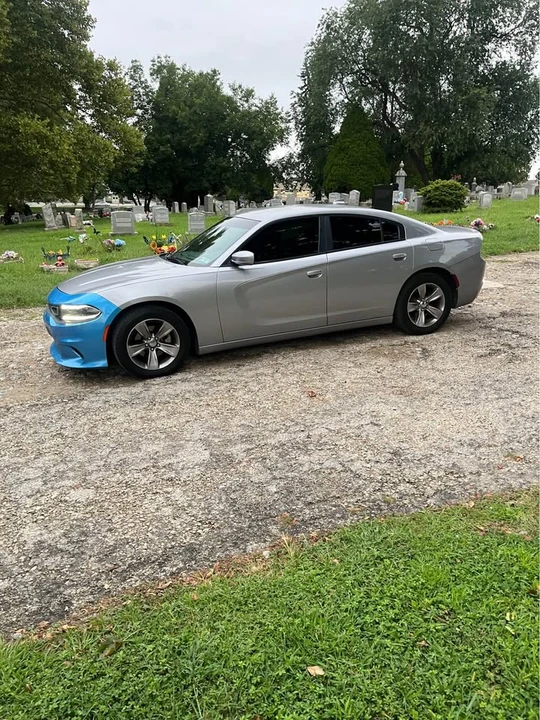 2016 Dodge Charger 7th Gen - Image 2 of 4