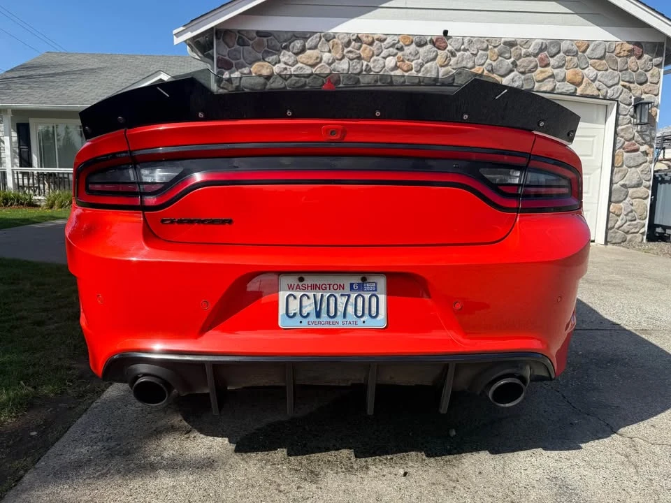2016 Dodge Charger SRT & 392 7th Gen - Image 5 of 14