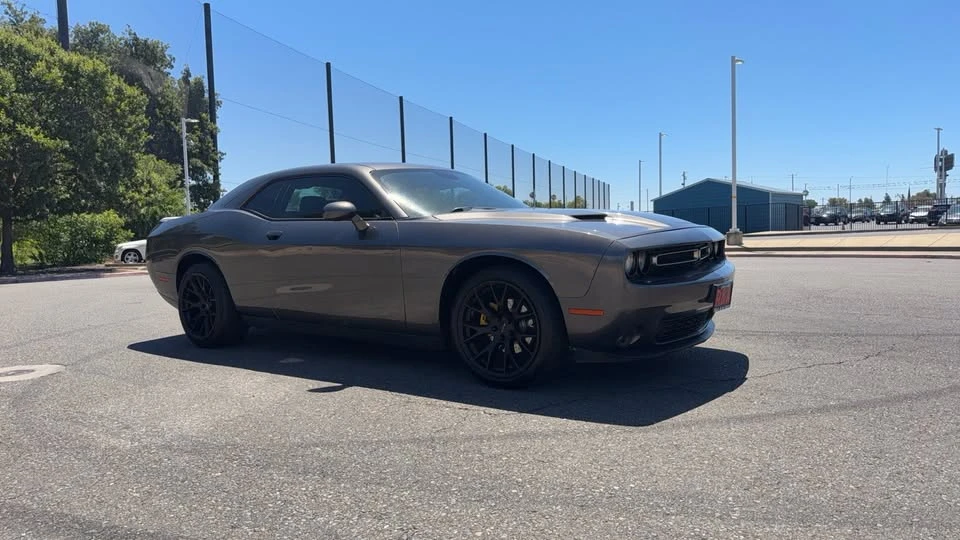 2016 Dodge Challenger 3rd Gen - Image 2 of 20