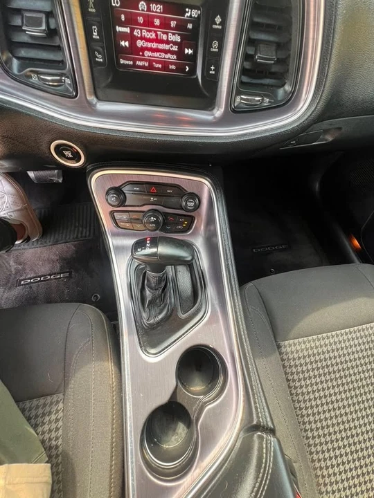 2016 Dodge Challenger 3rd Gen - Image 15 of 19