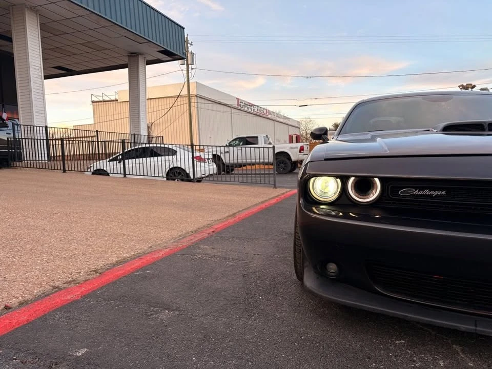 2016 Dodge Challenger 3rd Gen - Image 5 of 19