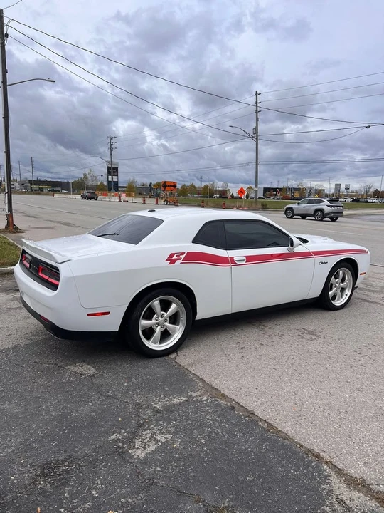 2016 Dodge Challenger 3rd Gen - Image 5 of 16