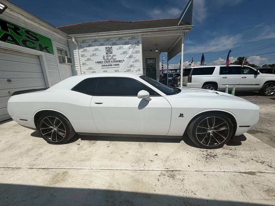 2016 Dodge Challenger SRT8 & 392 3rd Gen - Image 3 of 18