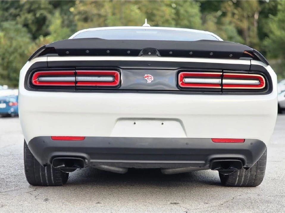 2016 Dodge Challenger SRT Hellcat 3rd Gen - Image 9 of 20