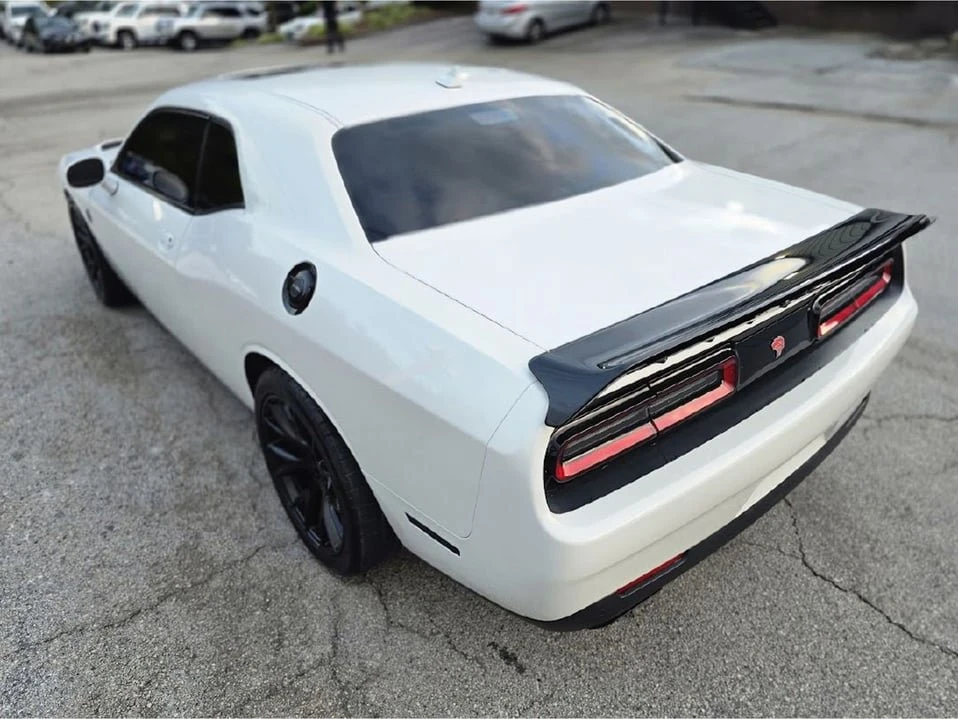 2016 Dodge Challenger SRT Hellcat 3rd Gen - Image 8 of 20