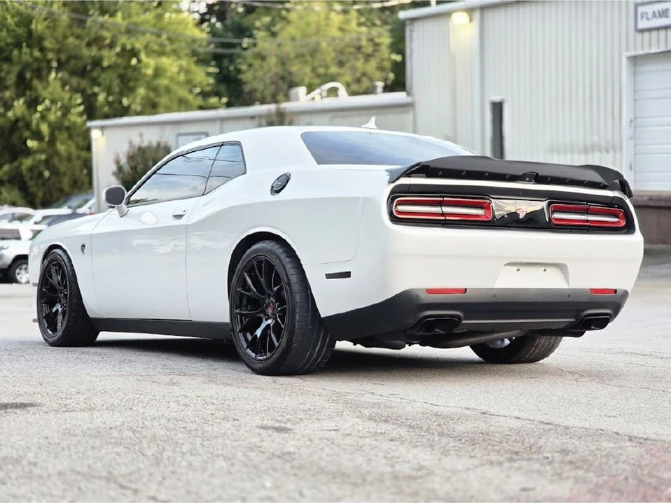 2016 Dodge Challenger SRT Hellcat 3rd Gen - Image 6 of 20